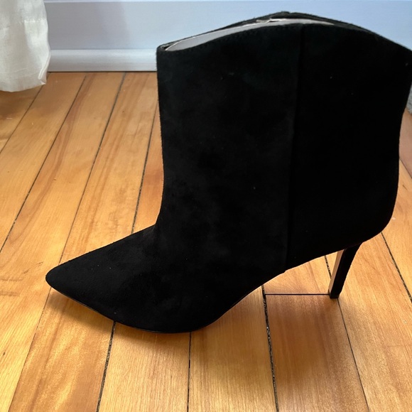 JCrew Black Shaped Topline Short Boots - Picture 7 of 15